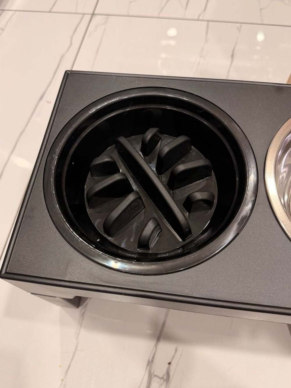 Dog Bowls - 5 Adjustable Heights with 2 Stainless Steel Bowls and Slow Feeder - Picture 5 of 9